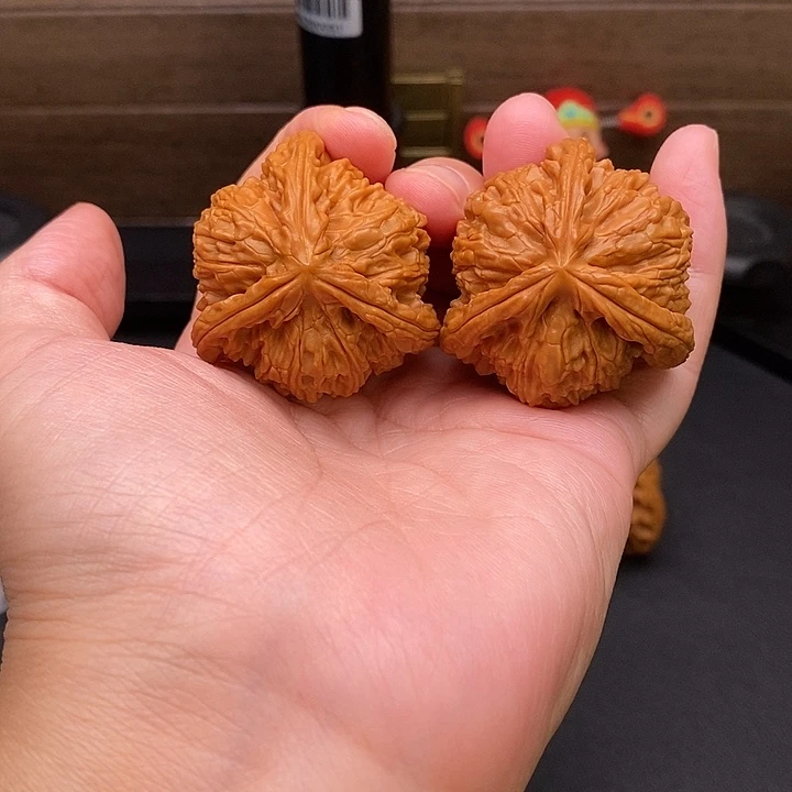 陆***把件文玩核桃白奔