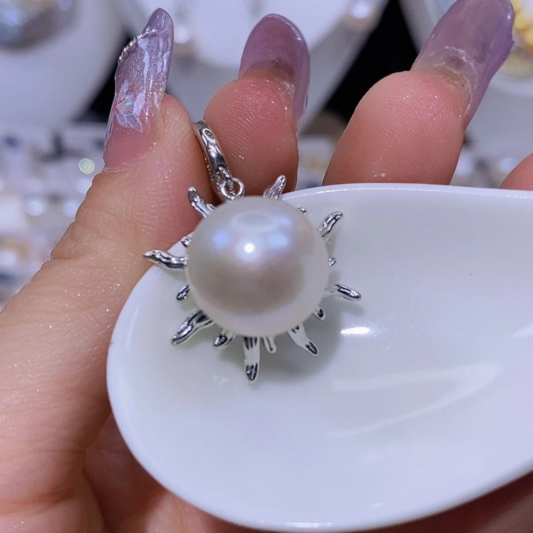 淡水珍珠合金颈饰