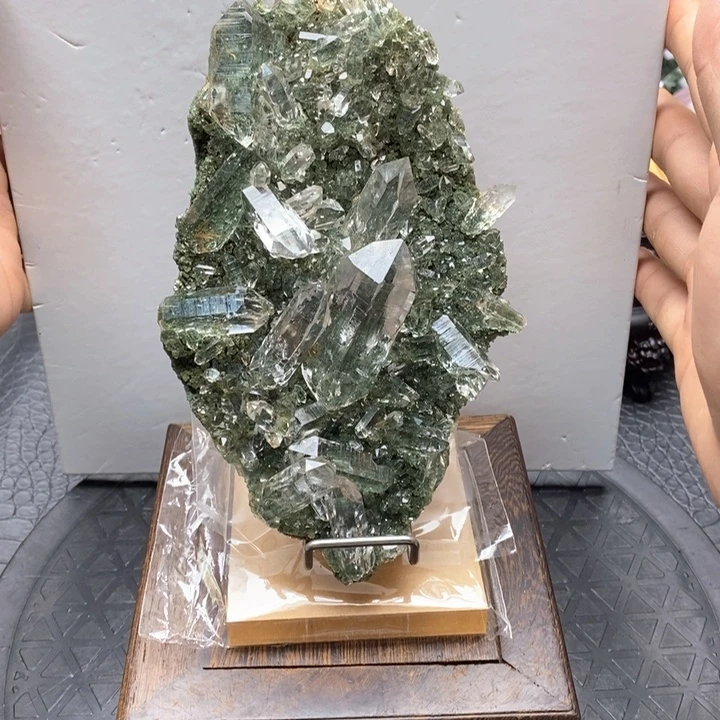 珠宝半成品水晶未镶嵌