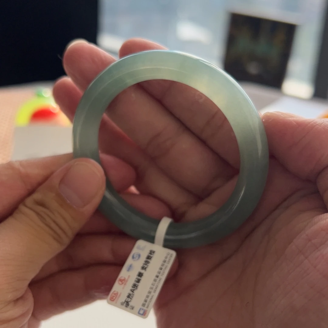 翡翠未镶嵌手镯4号 51.9