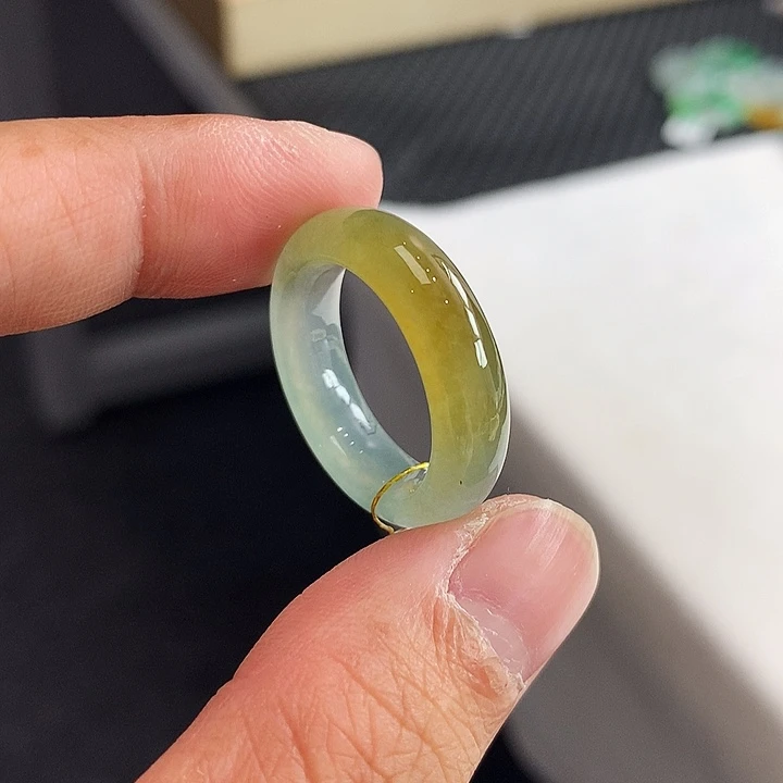 翡翠未镶嵌戒指15号