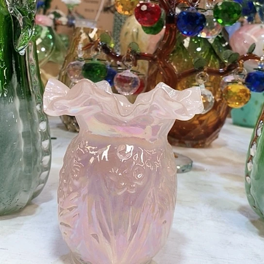 琉璃花瓶高15厘米口径6厘米