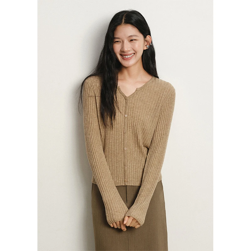 素典【蜡笔针织】绵羊毛经典撞色针织开衫女秋季通勤百搭上衣4840