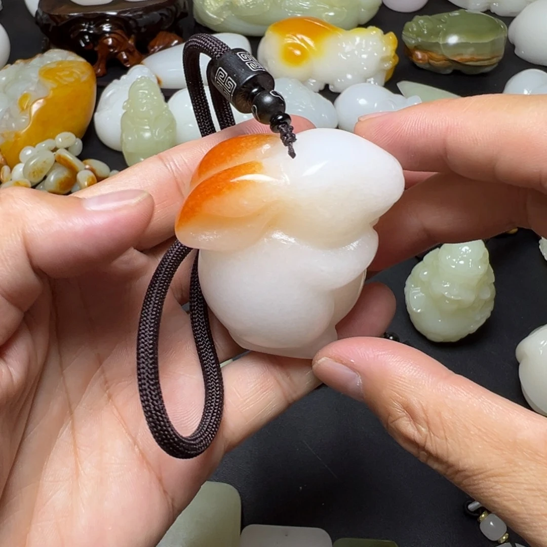 新疆昆仑山脉料子天然料子：前途无量