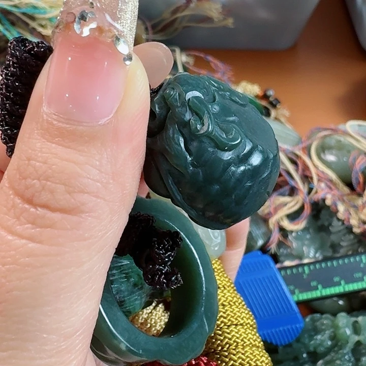 和田玉挂件未镶嵌