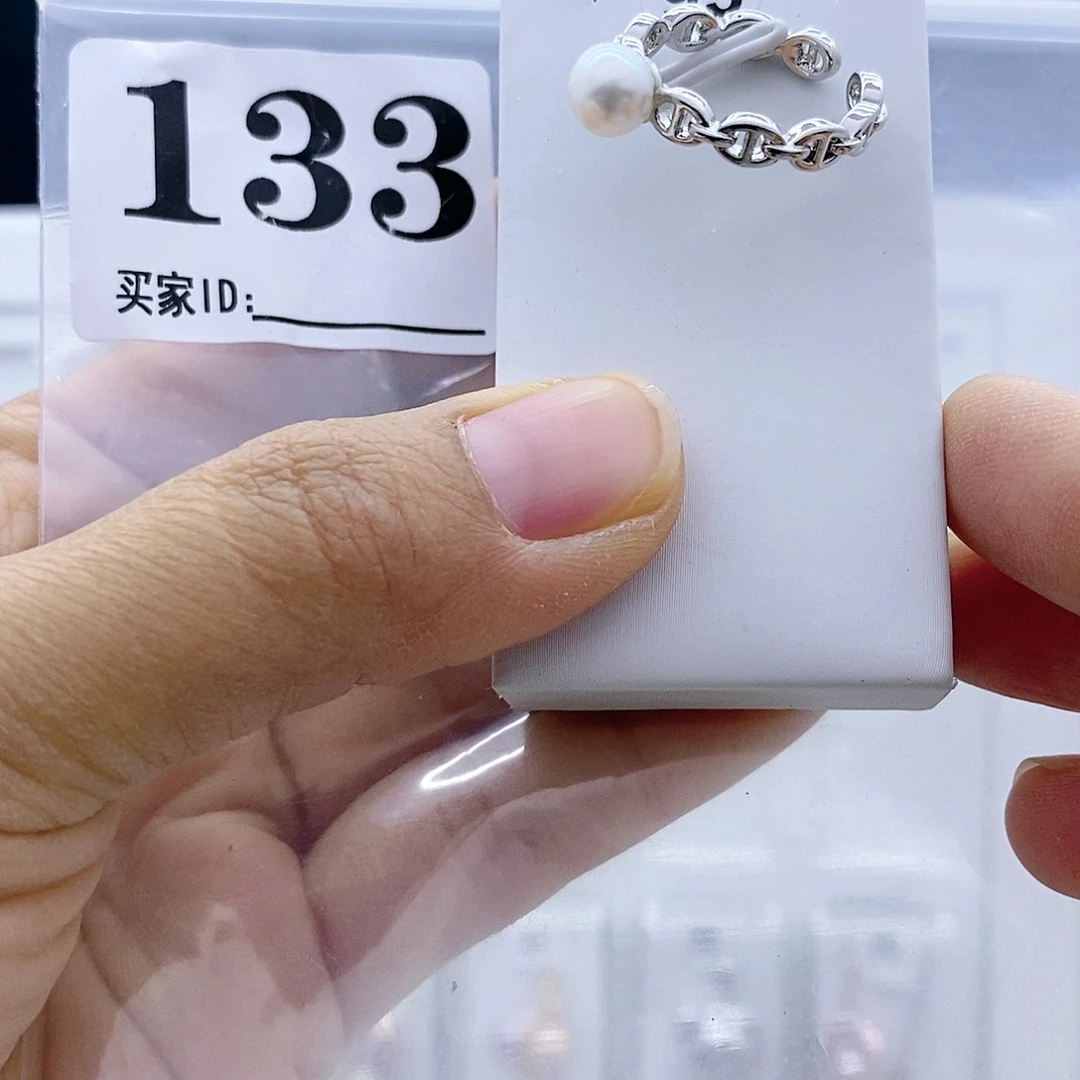 淡水珍珠颈饰钛钢