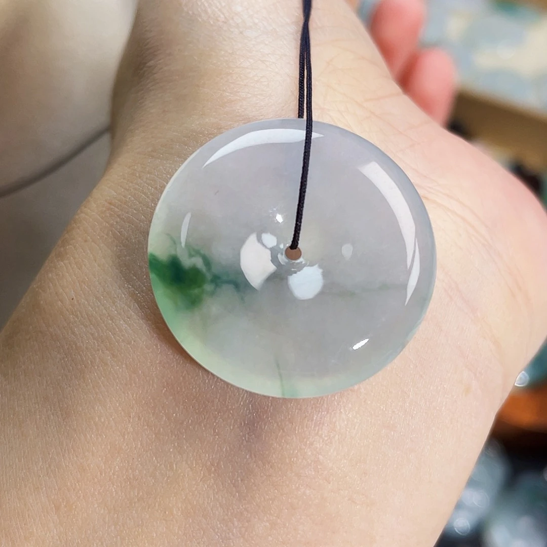 颈饰未镶嵌翡翠吊坠