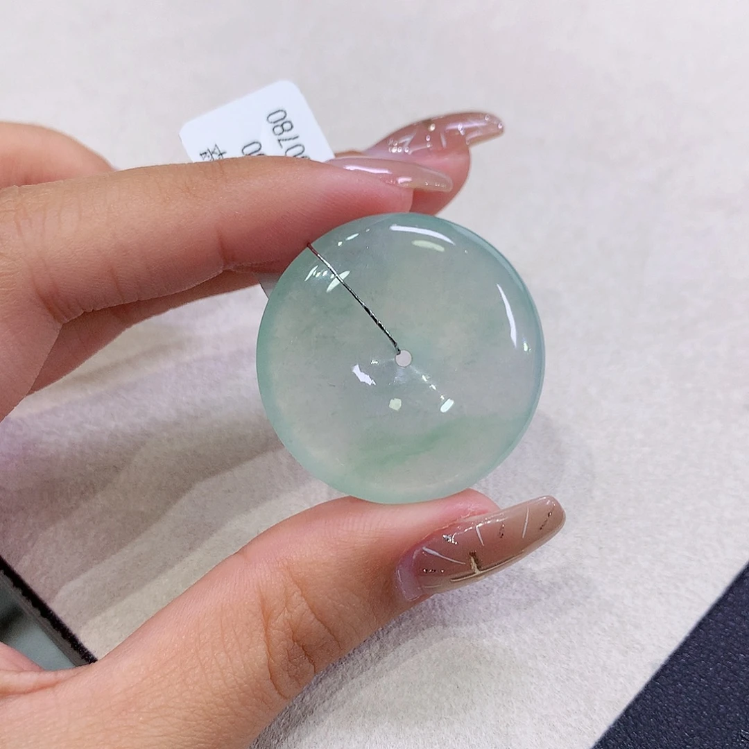 翡翠未镶嵌吊坠(不含链)31.5-6.5