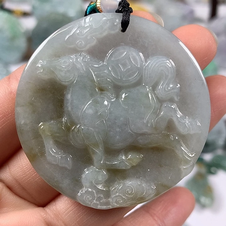 翡翠未镶嵌颈饰马到成功微瑕福利
