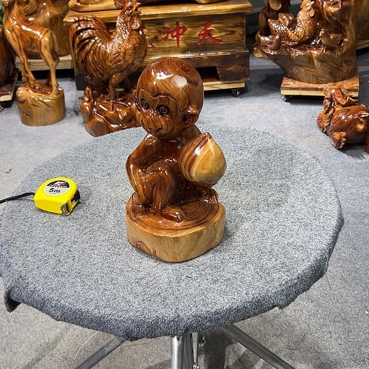 香樟木山*娃生肖猴子摆件