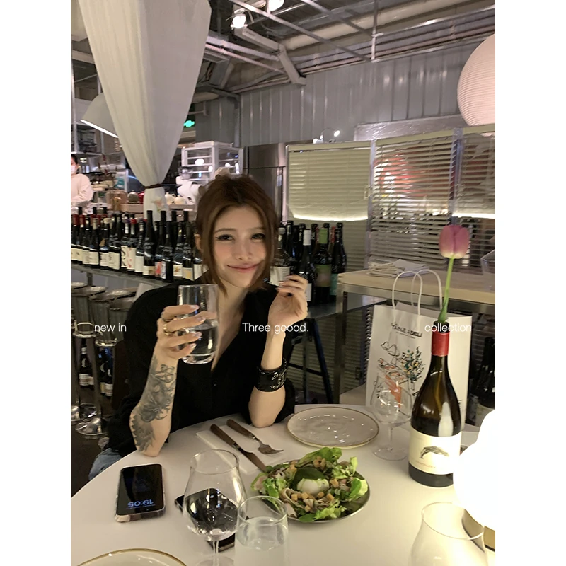 THREE GOOOD/三吉佩里月光蕾丝后背镂空蝴蝶结衬衫女Y725C01548