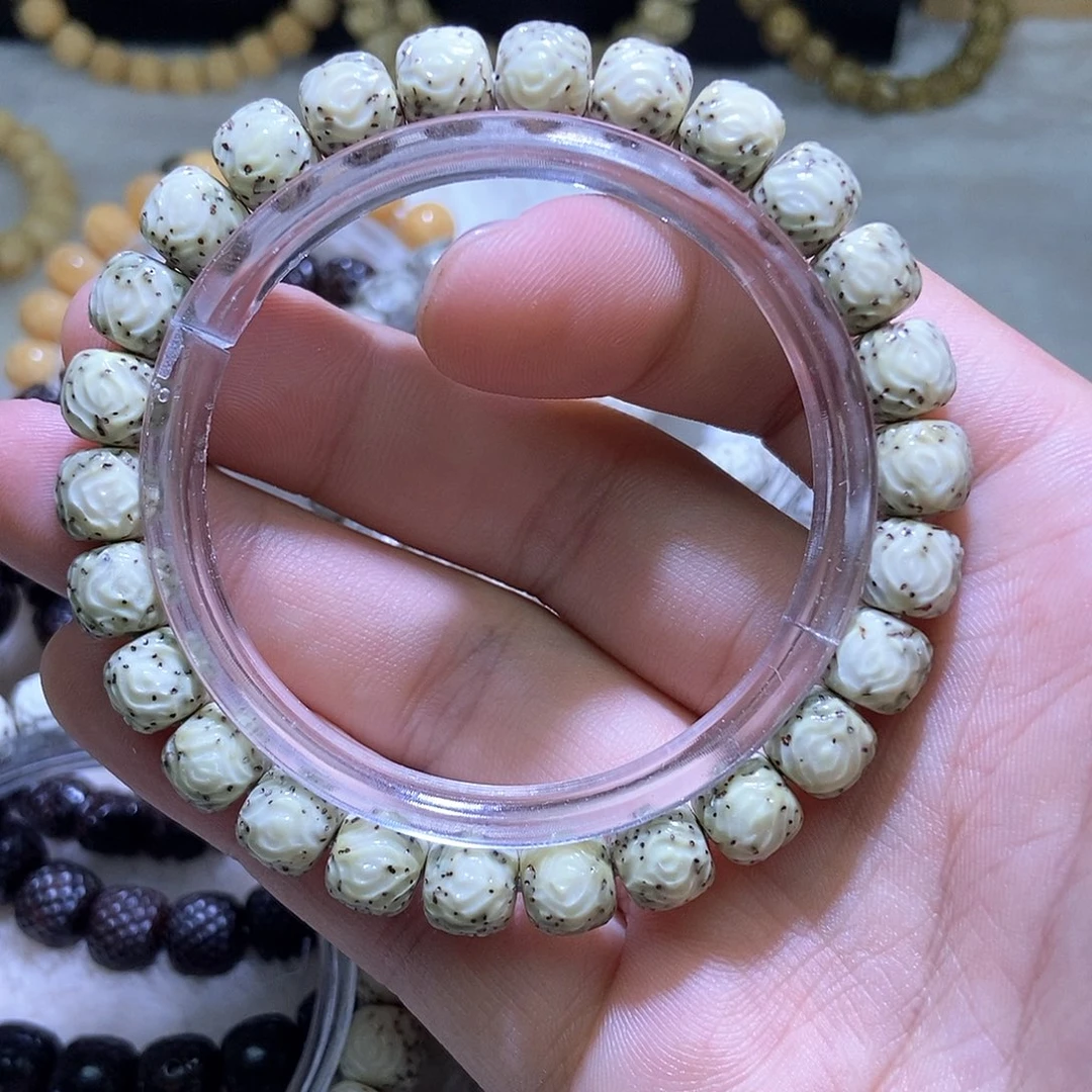 星月菩提吊坠龙须