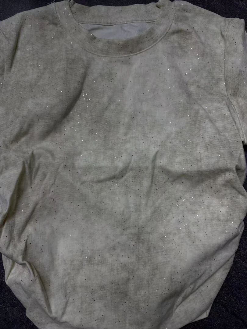 D13-1杏色“侧抽褶”满天星短袖