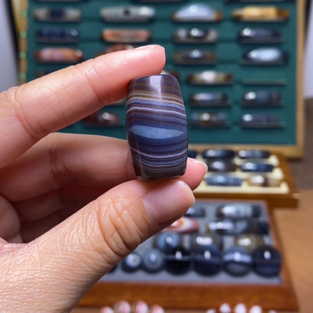 －***-玛瑙/玉髓未镶嵌珠宝半成品