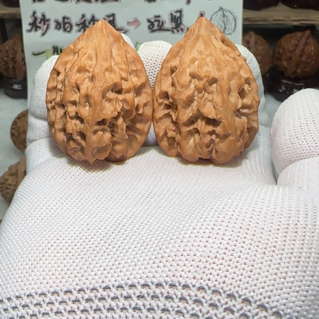 文玩核桃吊坠十三鸡