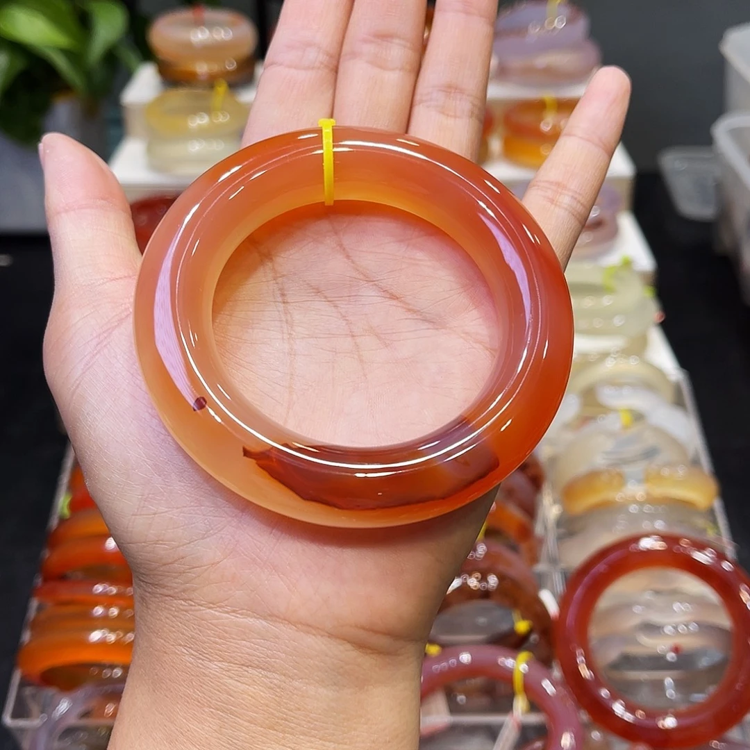 玛瑙/玉髓未镶嵌手镯