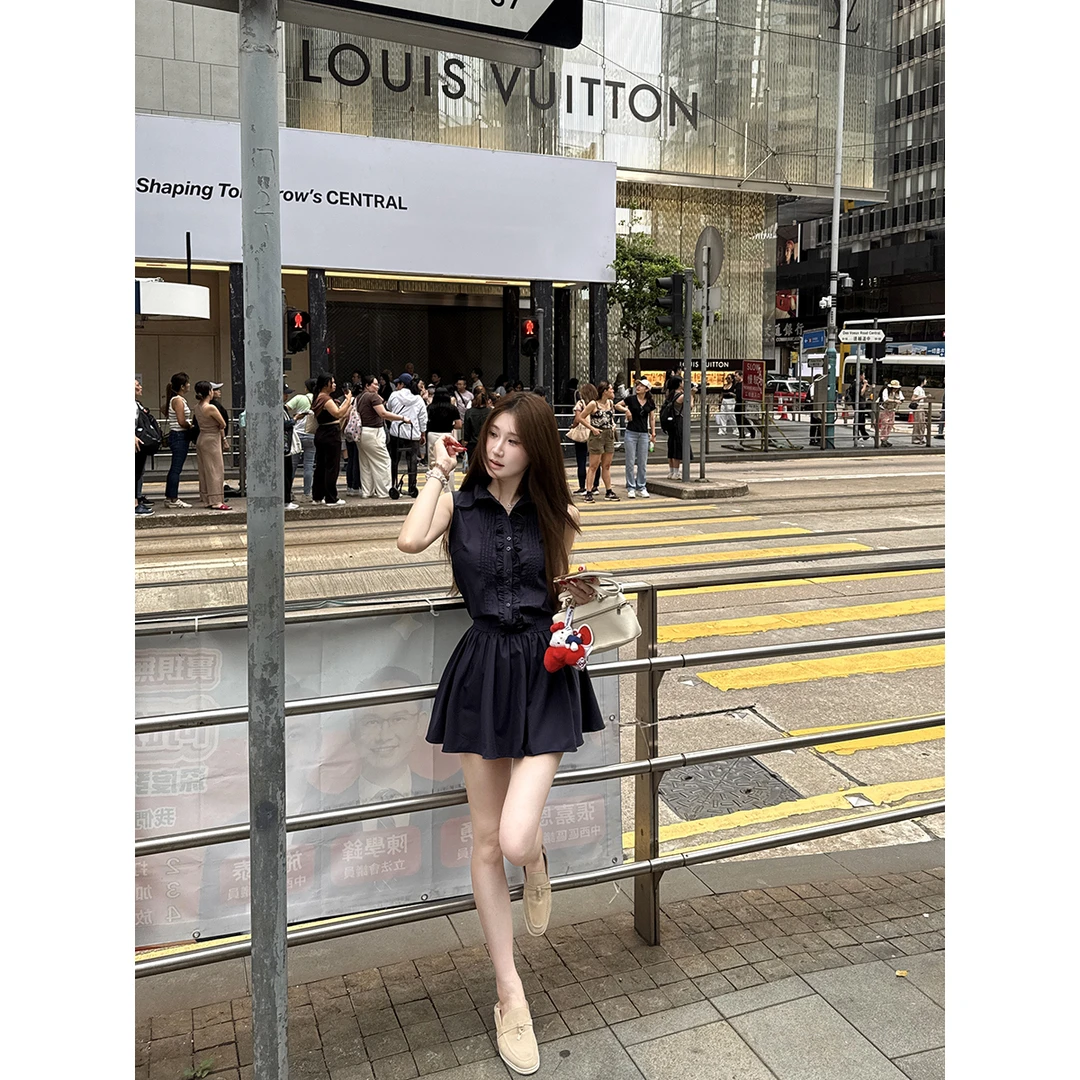 韩系学院风收腰显瘦衬衫连衣裙女夏季2025新款藏蓝色无袖背心短裙