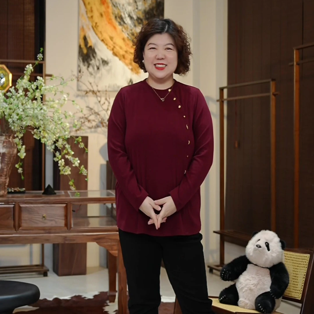 金雀绫【伯爵红茶】设计师款立体装饰加绒加宽加大T恤SZA3SY706