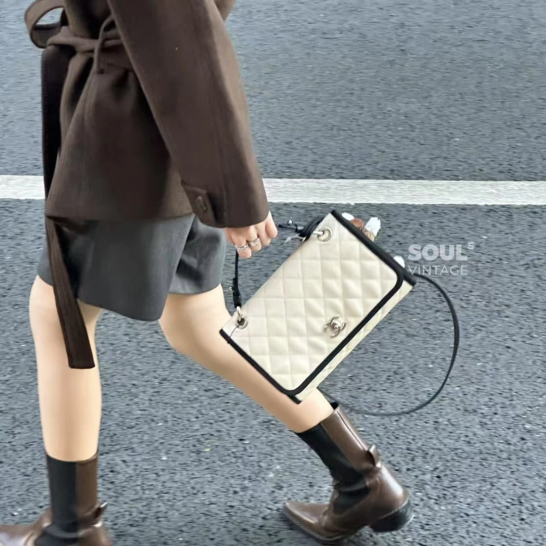 95新 Chanel/香奈儿 Chanel 黑白 鱼子酱 2way口盖包/654319472