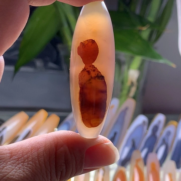 未镶嵌玛瑙/玉髓珠宝半成品39