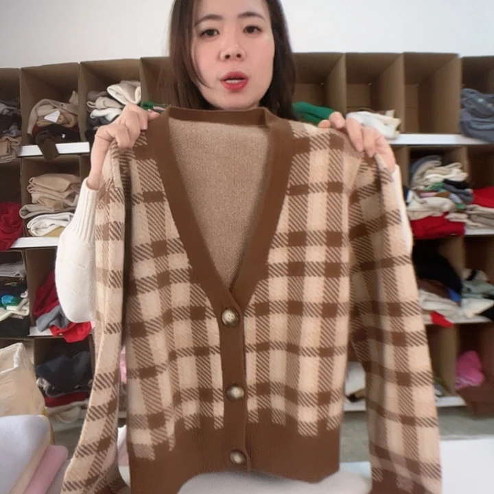 复古色开衫纯山羊绒