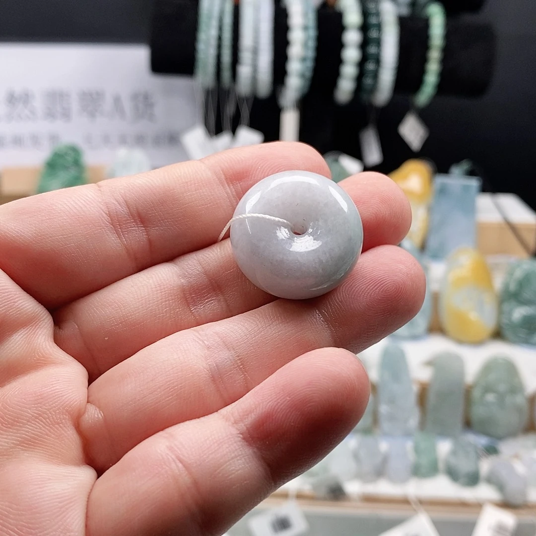 翡翠未镶嵌吊坠(不含链)47平安扣