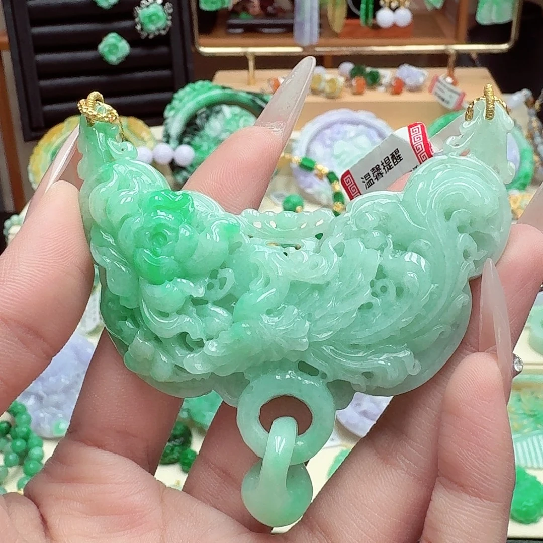 颈饰未镶嵌翡翠翡翠吊坠
