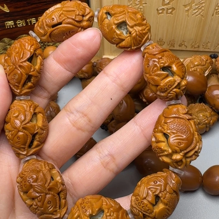手串/手链橄榄核鱼戏莲花