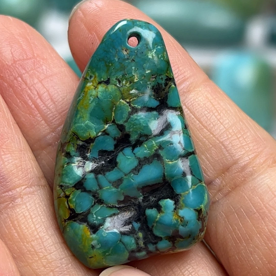 绿松石未镶嵌天然原矿绿松石