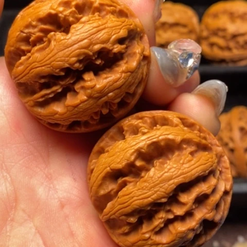 文玩核桃吊坠秦岭山脉核桃