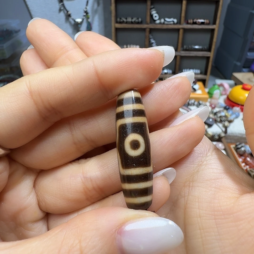 地***吧玛瑙/玉髓未镶嵌颈饰