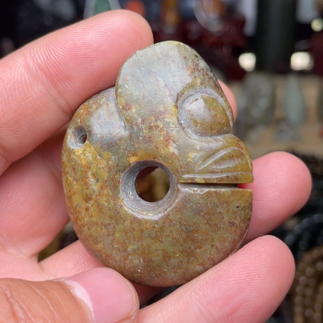 岫岩河磨玉（透闪石质玉）未镶嵌颈饰