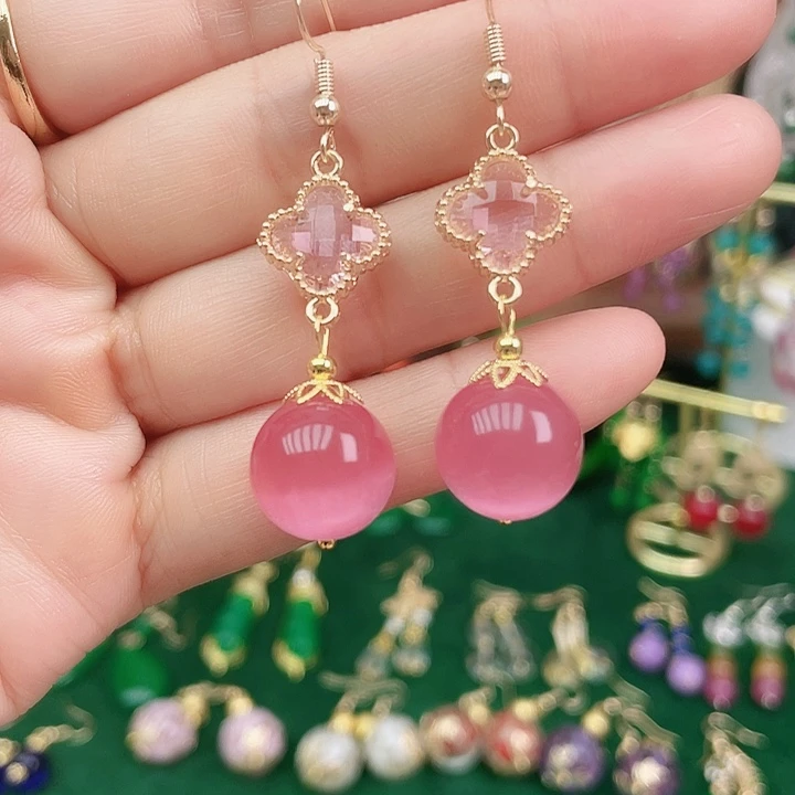 石英质玉合金耳钉粉色猫眼