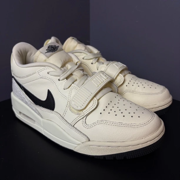 95新 maje 38码 Legacy 312 Low AJ312 低帮 篮球鞋 女款 无盒