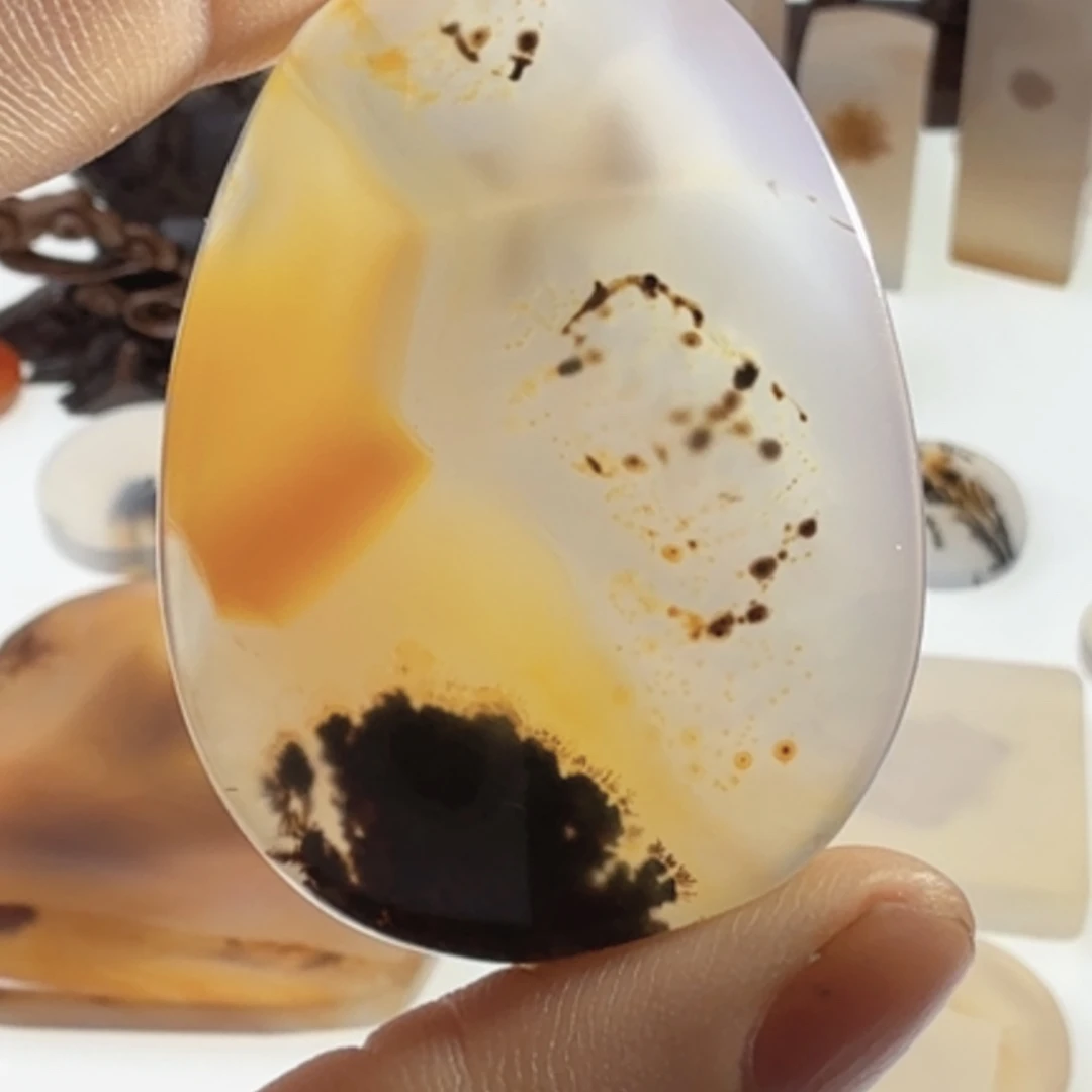 未镶嵌玛瑙/玉髓珠宝半成品