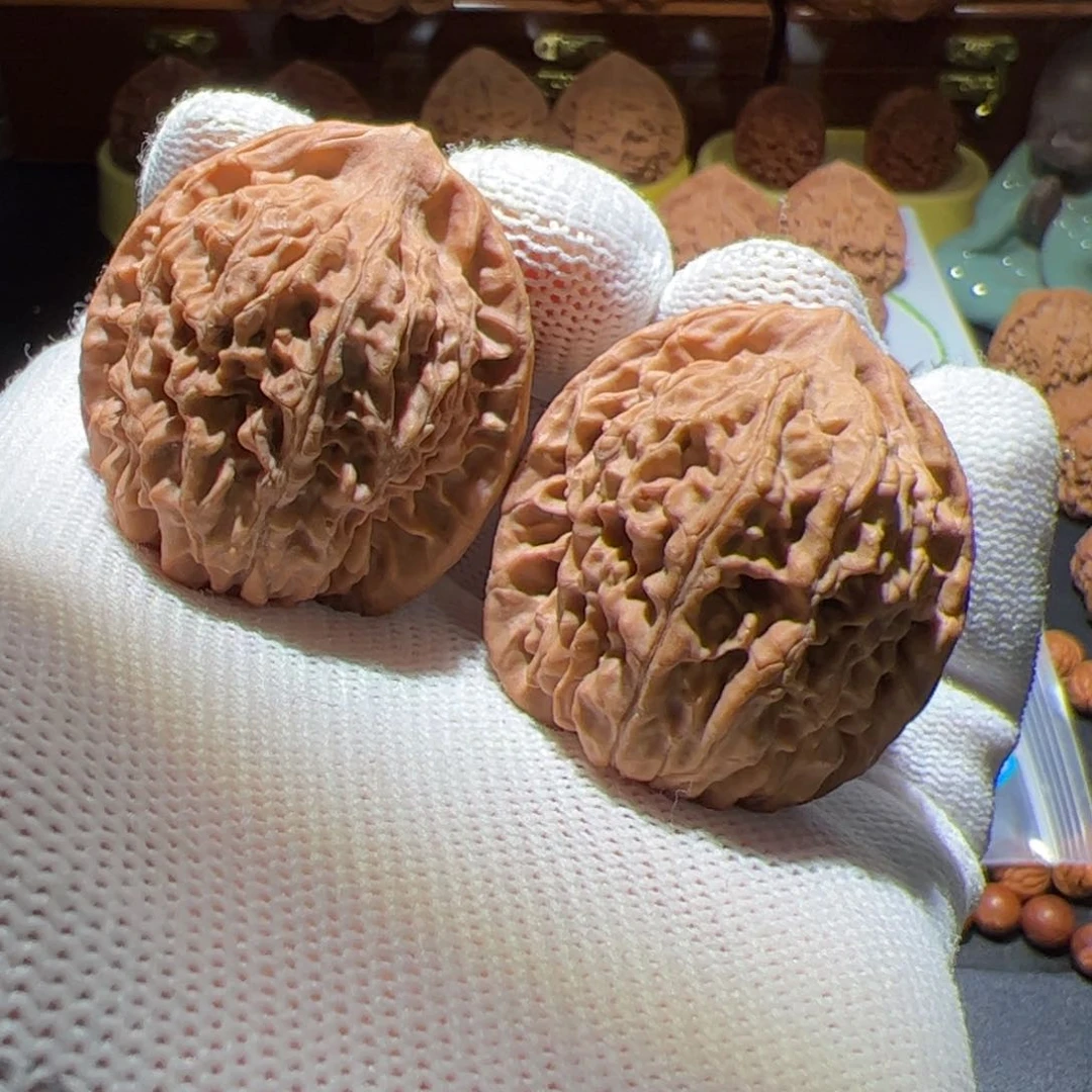 文玩核桃把件子*龙行天下