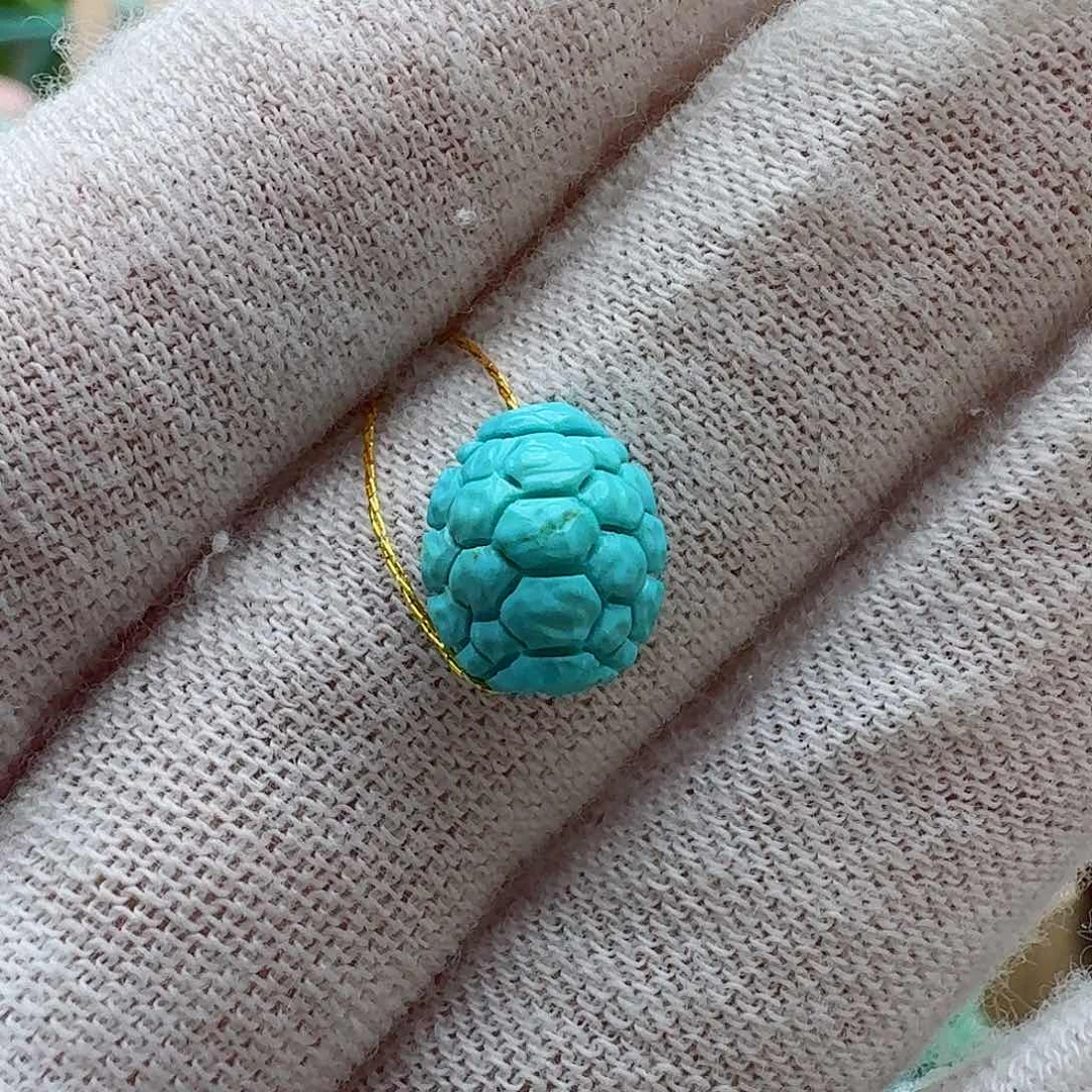 绿松石配饰未镶嵌