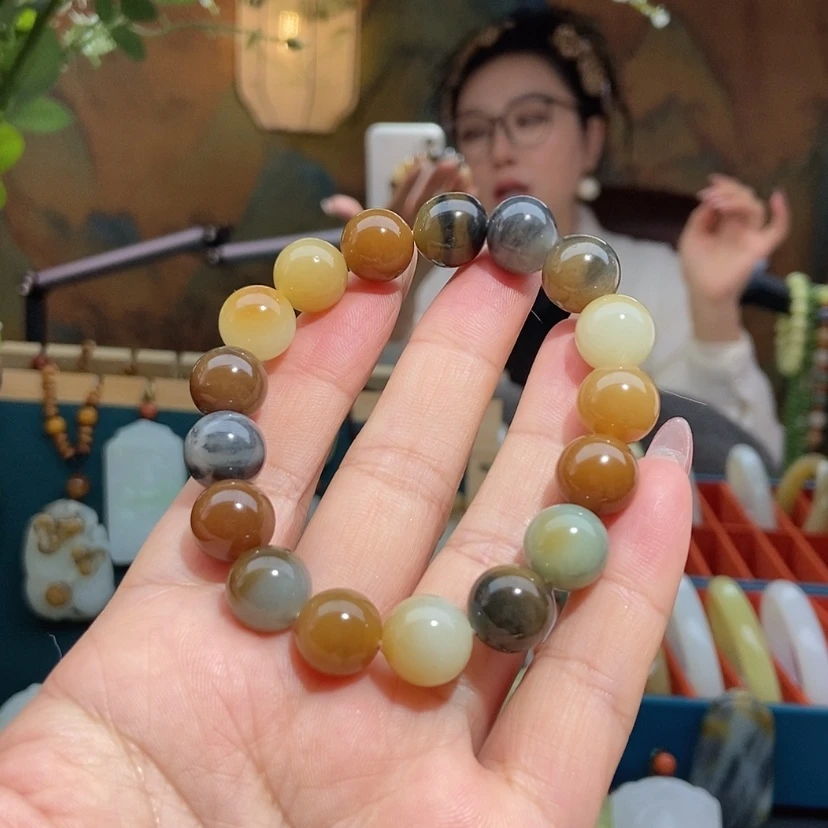 【闪购商品】未镶嵌手链和田玉（糖玉）