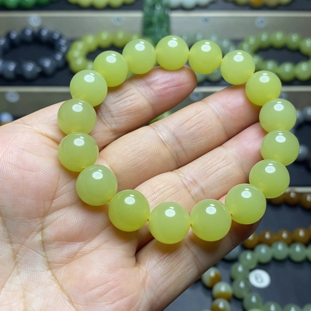 和田玉未镶嵌手串