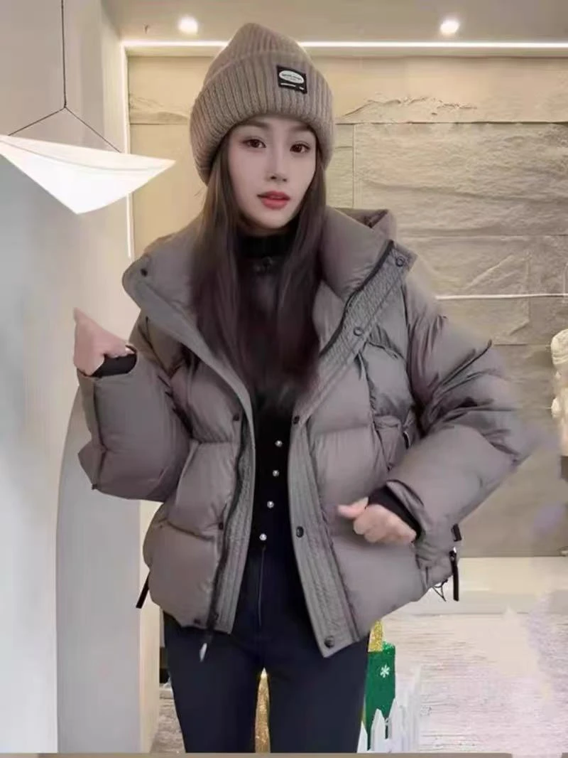 欧货连帽女2025年新款冬季衣小个子加厚面包服外套