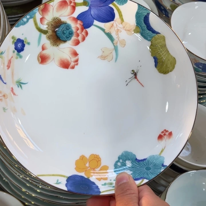 瓷片荷塘八寸深盘四个