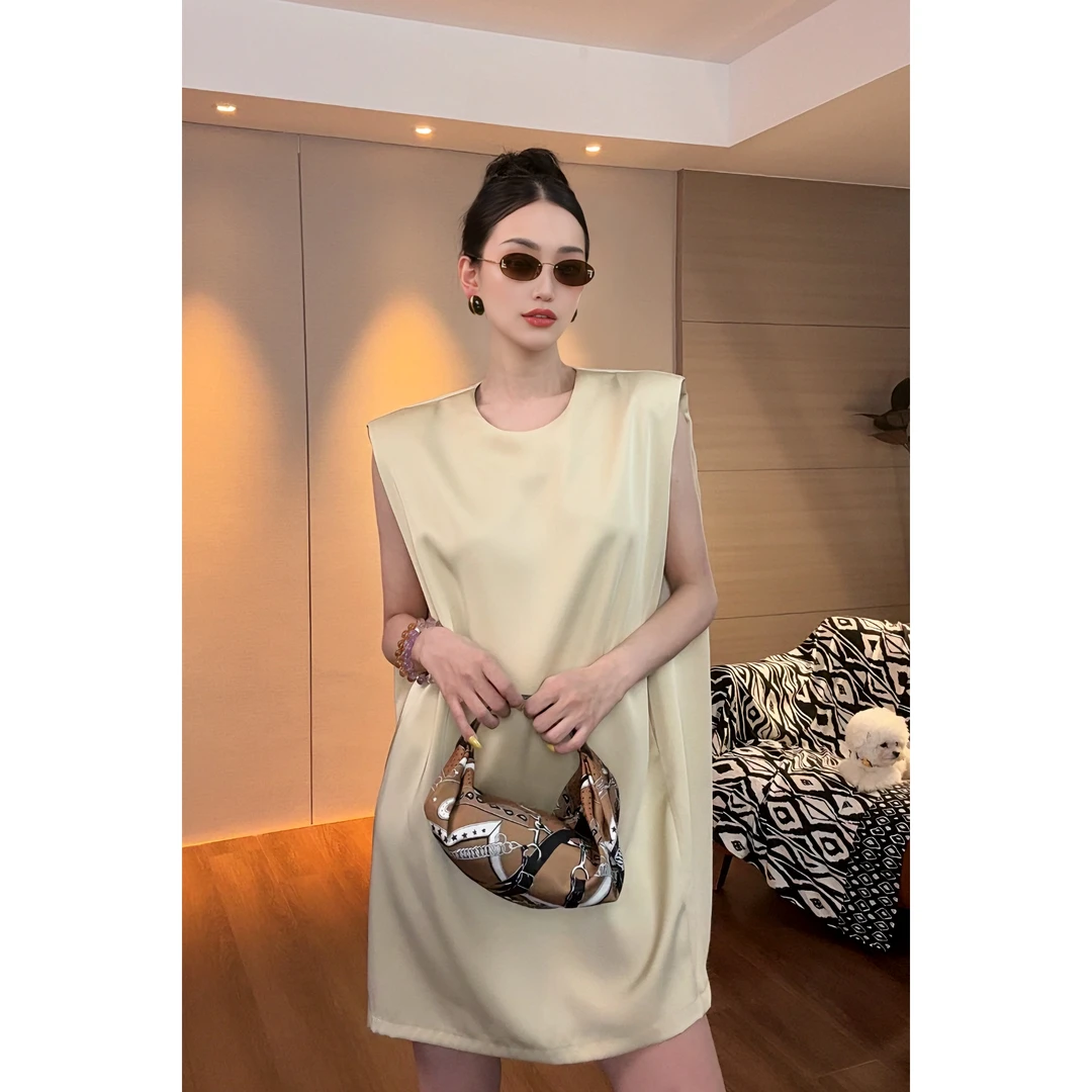 紫紫 简建筑结构 立裁披肩无袖经典纯色高级感连衣裙 ZD04LZHJ957