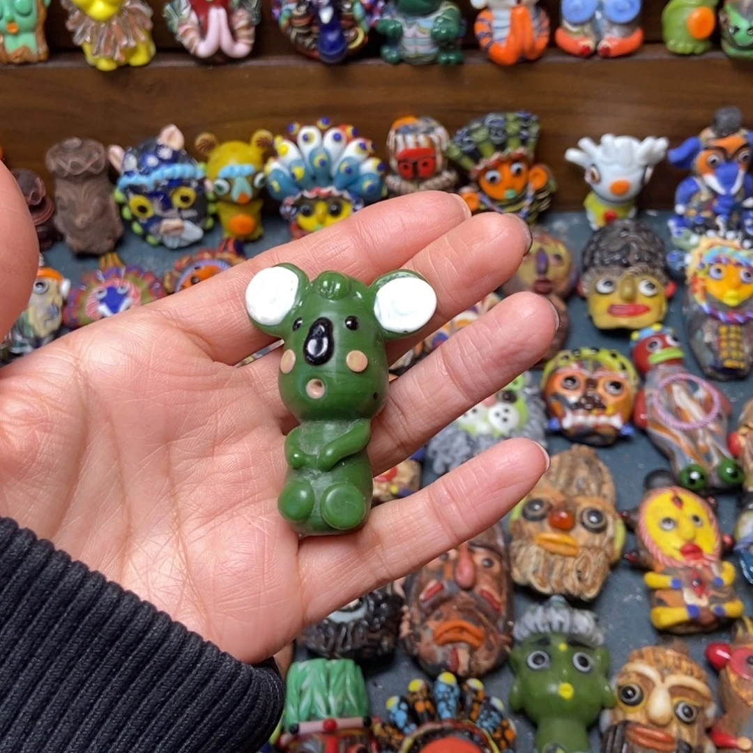 琉璃颈饰小考拉娃娃