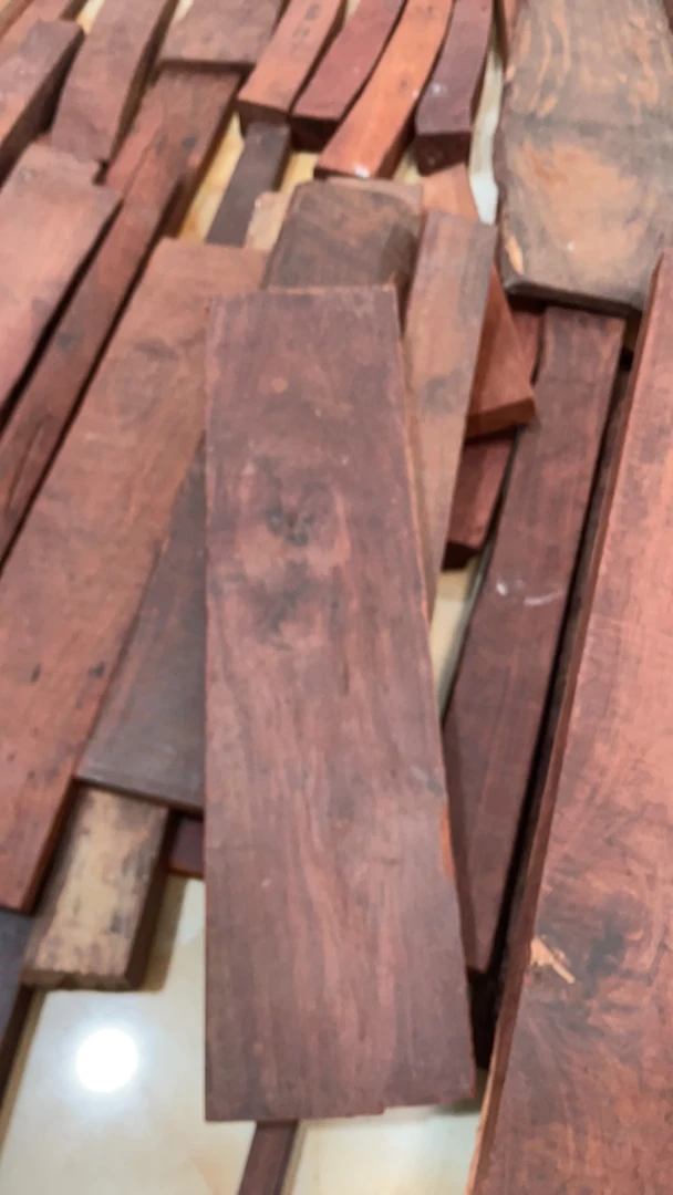 小叶紫檀木、小叶紫檀木