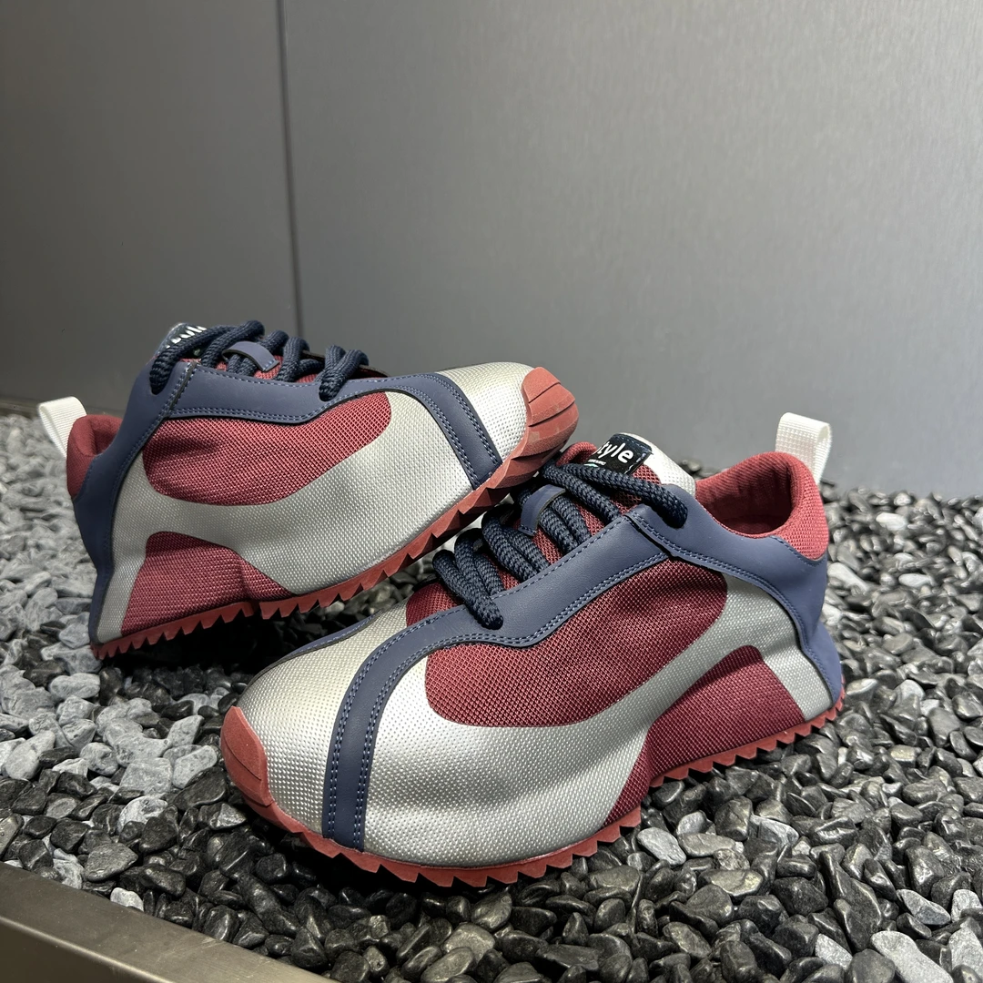 2025广州轻奢时尚百搭潮鞋个性百搭舒适包底男鞋拼接透气休闲鞋