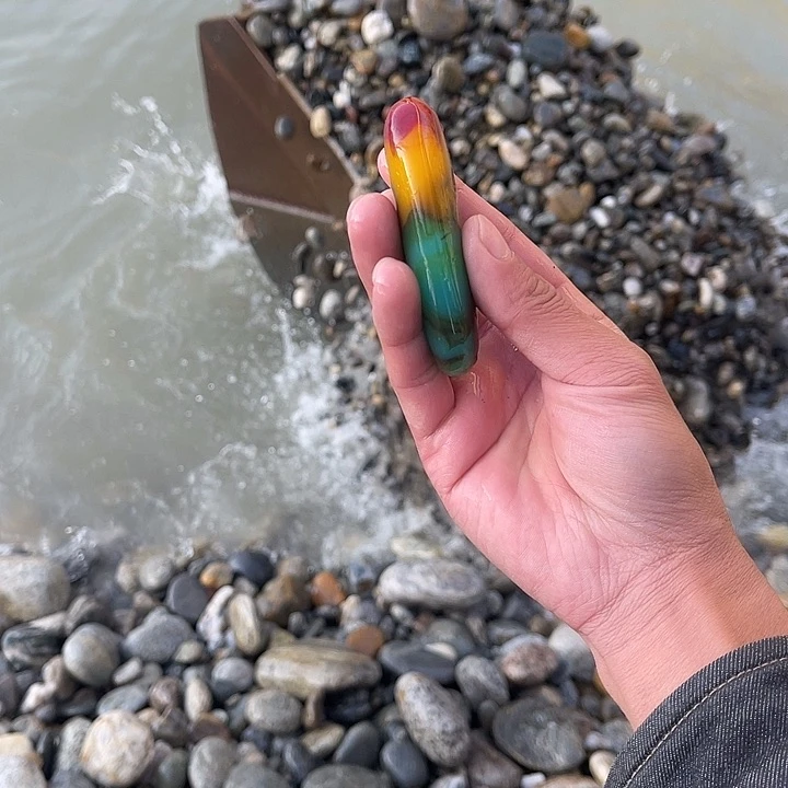 未镶嵌和田玉（糖玉）珠宝奇石