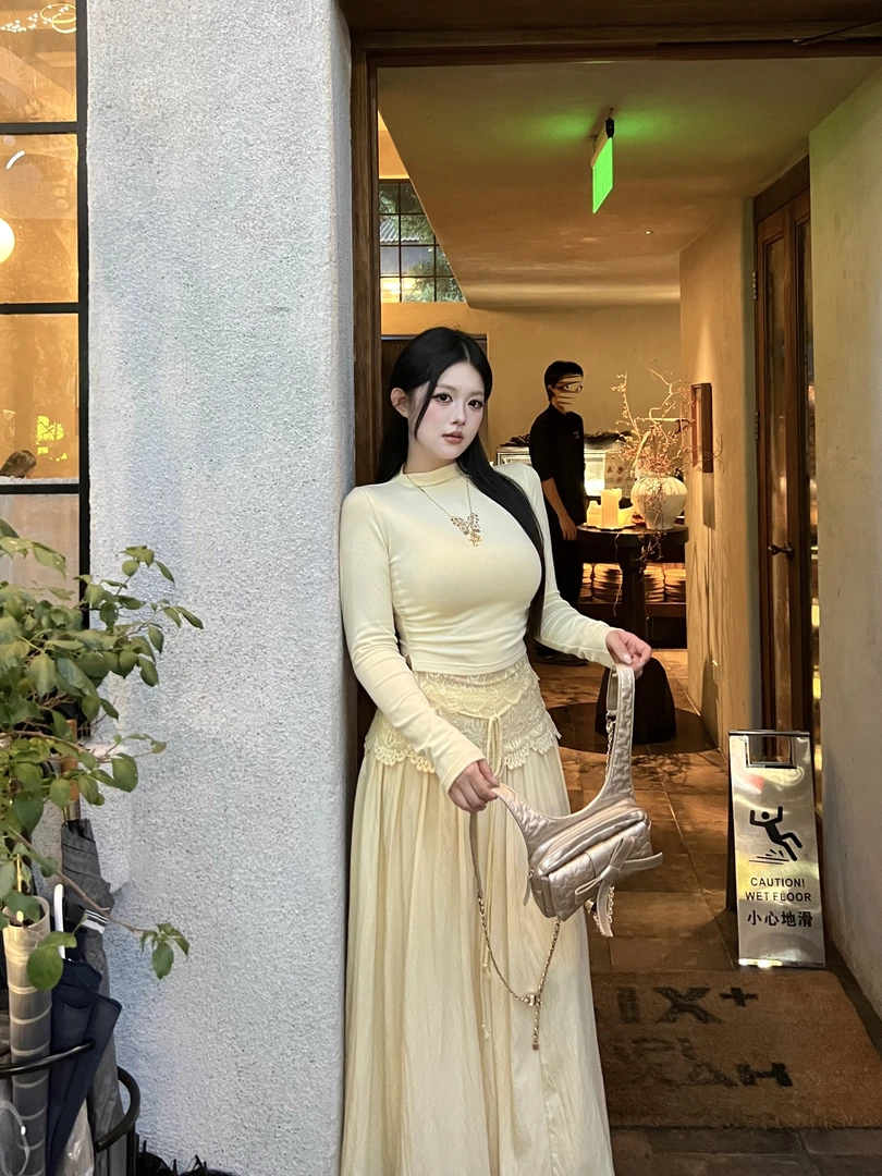 黑泽玄七纯欲风温柔风时尚套装蝴蝶烧花镂空蕾丝两件套