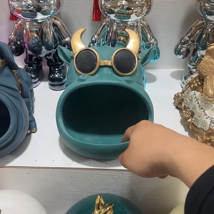温***装树脂摆件哈哈哈哈