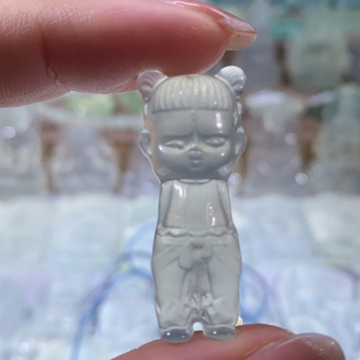 沙***桌岫玉未镶嵌颈饰吊坠