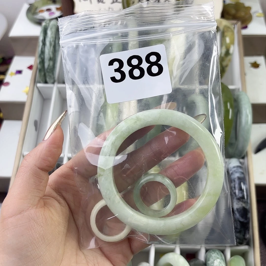 蛇纹石玉手镯未镶嵌e****使